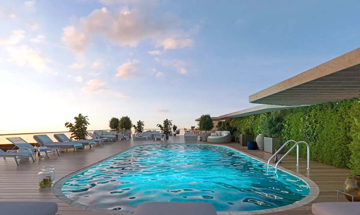 Swimming pool